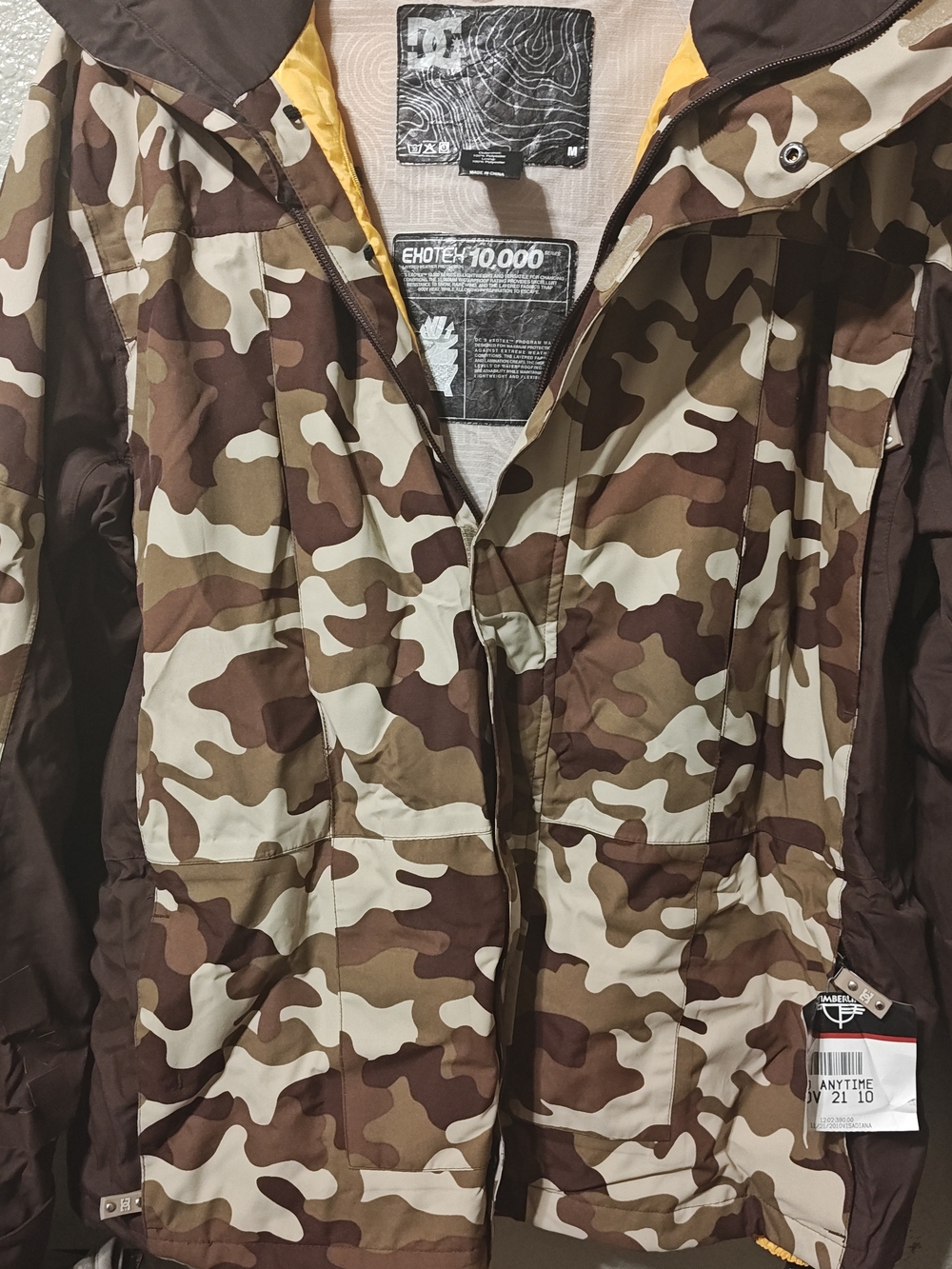 DC Men's Brown Camouflage Ski Jacket